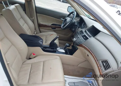 2008 Honda Accord 3.5 Ex-L from USA, damaged, VIN 1HGCP36858A076442